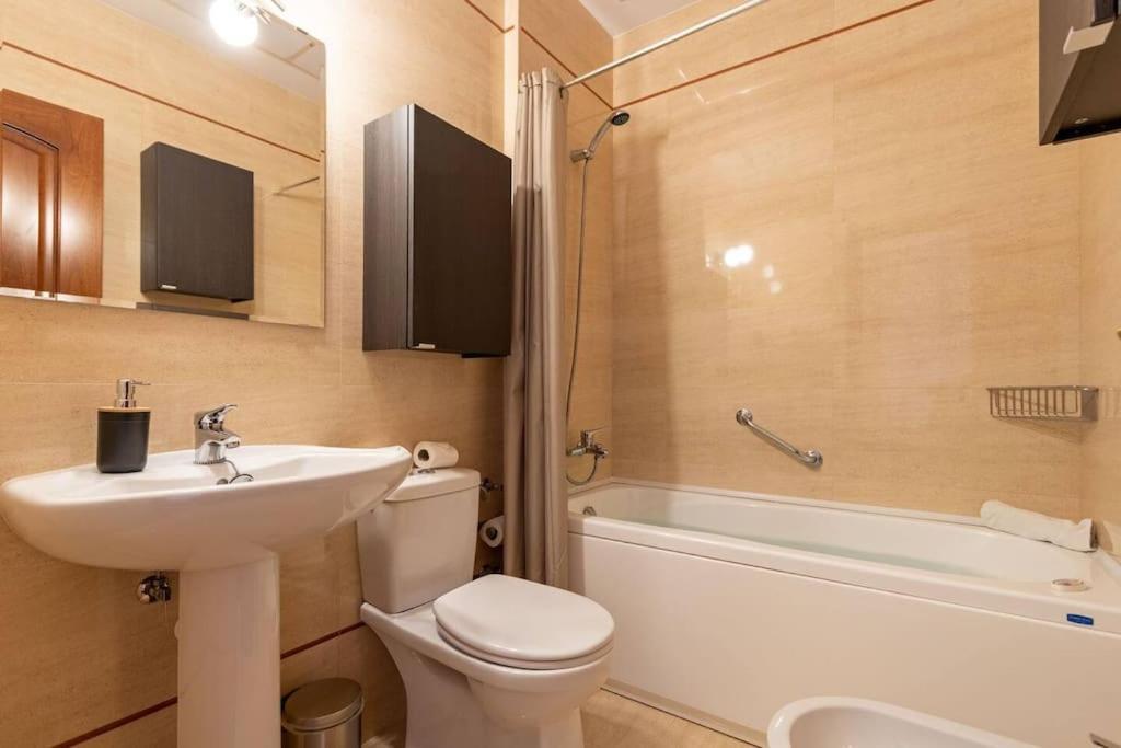 Jdcbl - Peaceful Wonderful Apartment In City Center Sevilha Exterior foto